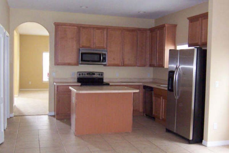 2103 Congress Ln - Photo 2 of 22