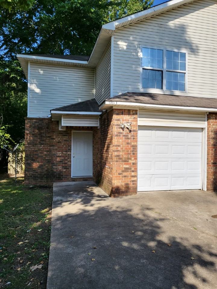 1305 Loberg Ln #B - Photo 3 of 15
