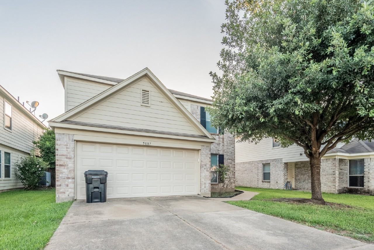 5007 Oak Stand Ct