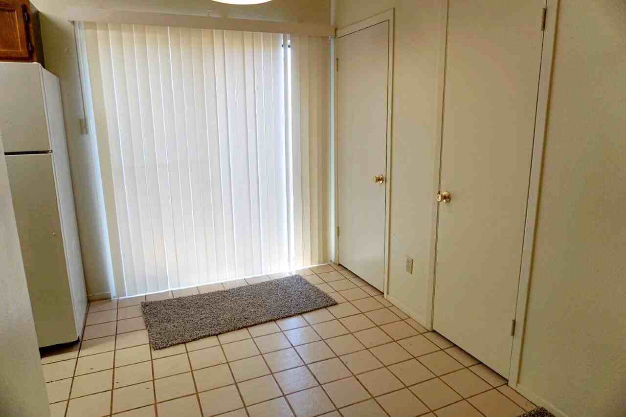 125 N Troy Ave - Photo 4 of 7