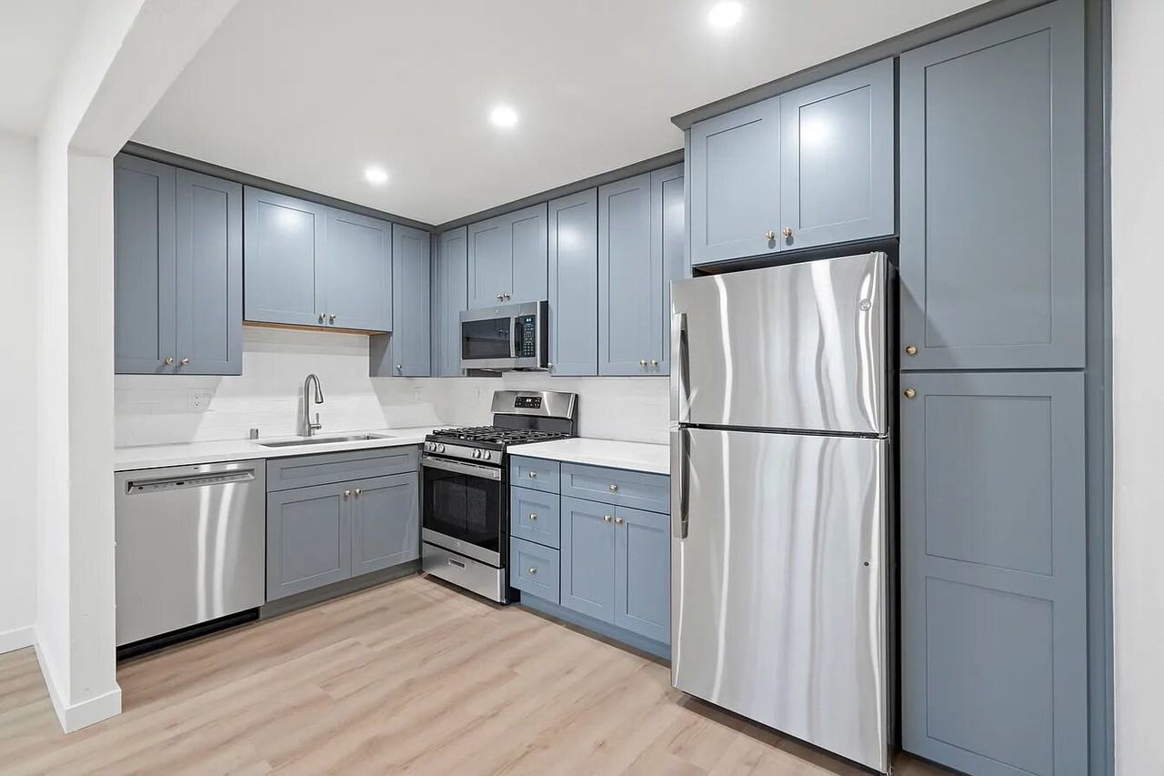 1572 13th St - Photo 5 of 16