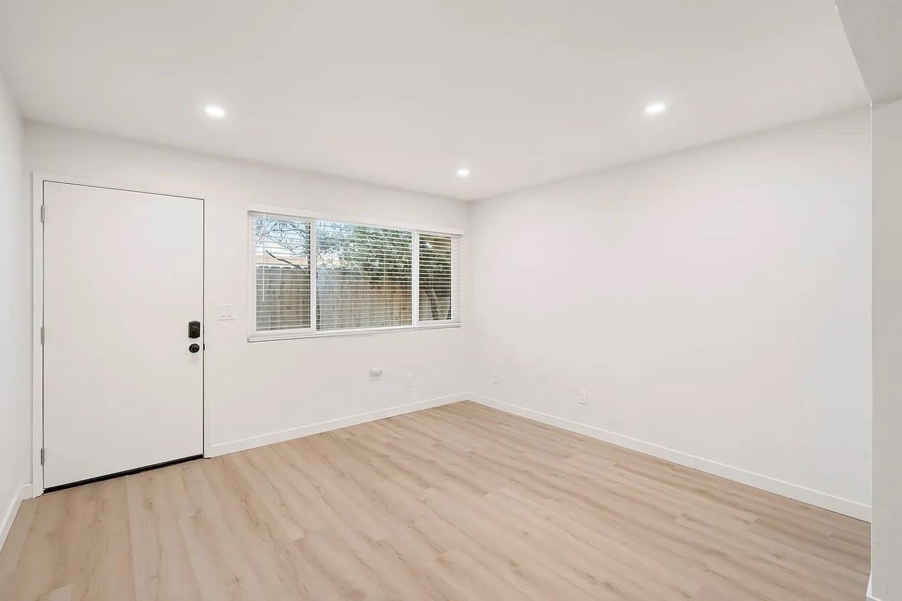 1572 13th St - Photo 6 of 16
