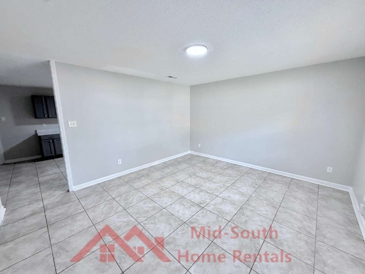 1521 Abernathy Rd - Photo 4 of 20