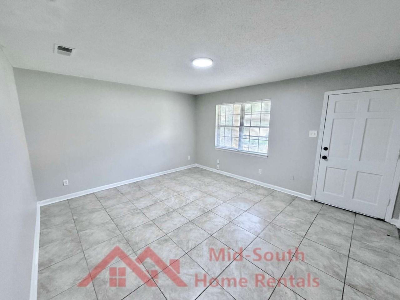 1521 Abernathy Rd - Photo 5 of 20