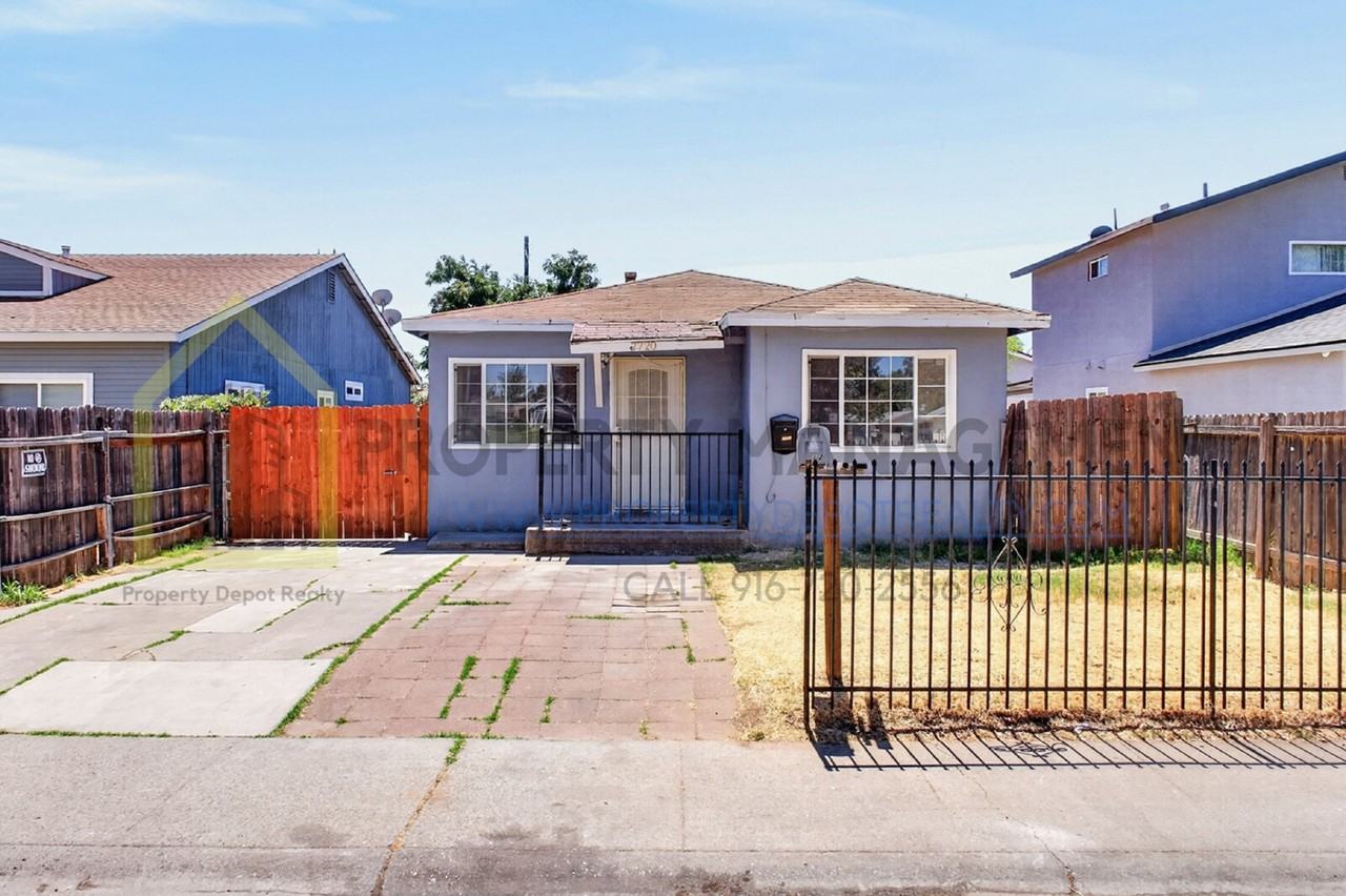 7720 35th Ave - Photo 4 of 36