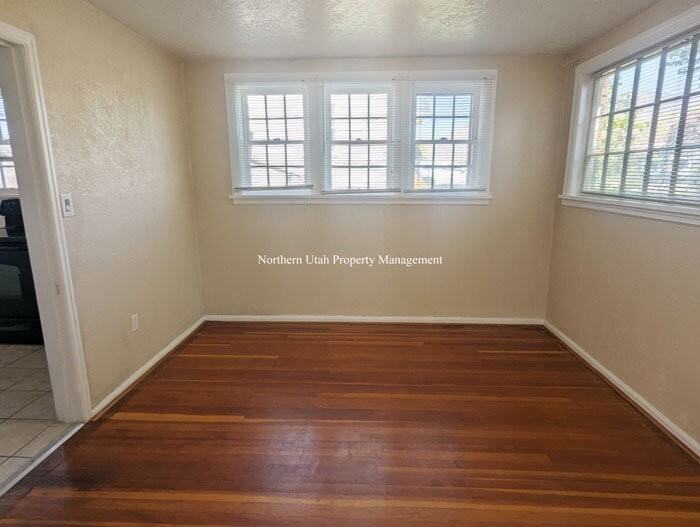 2761 Van Buren Ave #DOWN - Photo 3 of 13