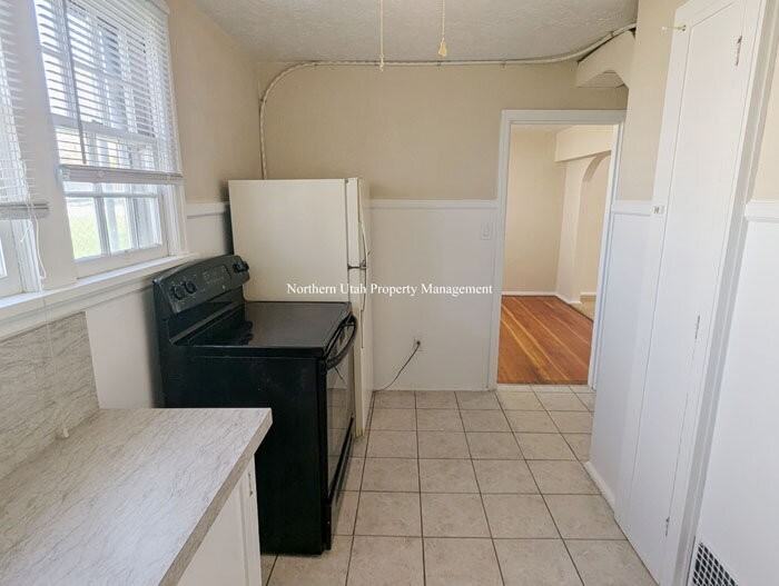 2761 Van Buren Ave #DOWN - Photo 6 of 13