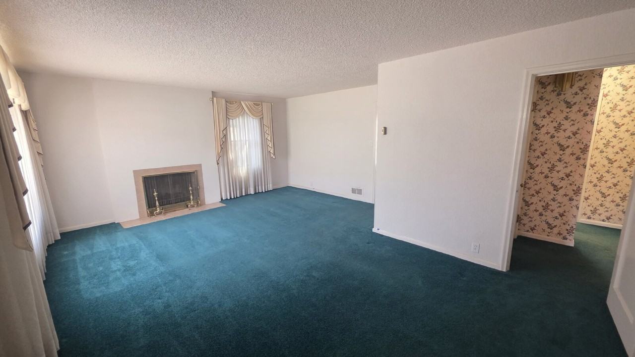 3565 Eccles Ave #UP - Photo 3 of 19