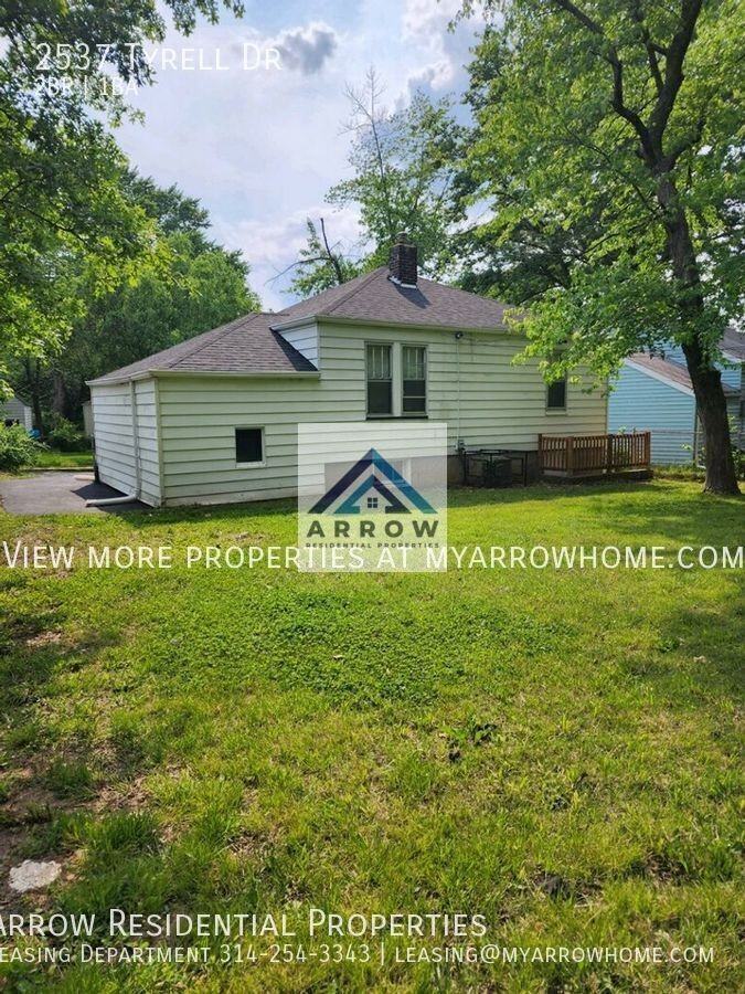 2537 Tyrell Dr - Photo 2 of 20