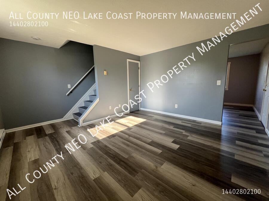 1372 Massachusetts Ave - Photo 2 of 6