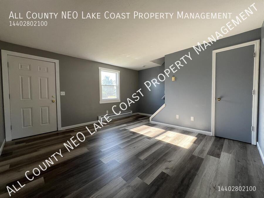 1372 Massachusetts Ave - Photo 3 of 6