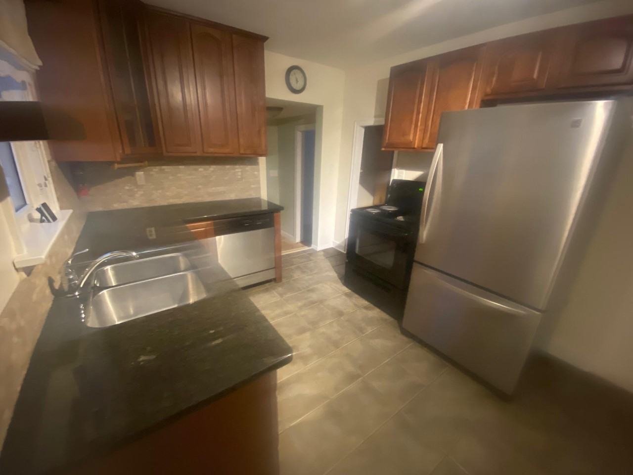 109 Algonquin Ave S - Photo 6 of 14