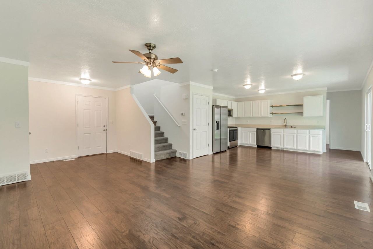 308 E Steep Mountain Dr - Photo 3 of 29