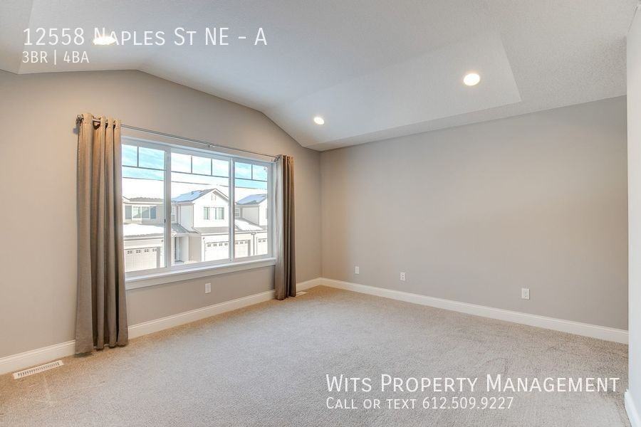 12558 Naples St Ne #A - Photo 6 of 28