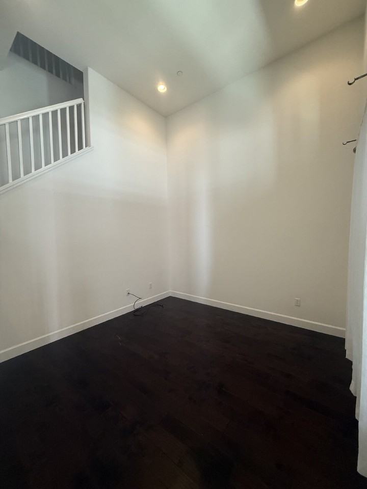 3965 Portola Cmn Unit 2 - Photo 4 of 27