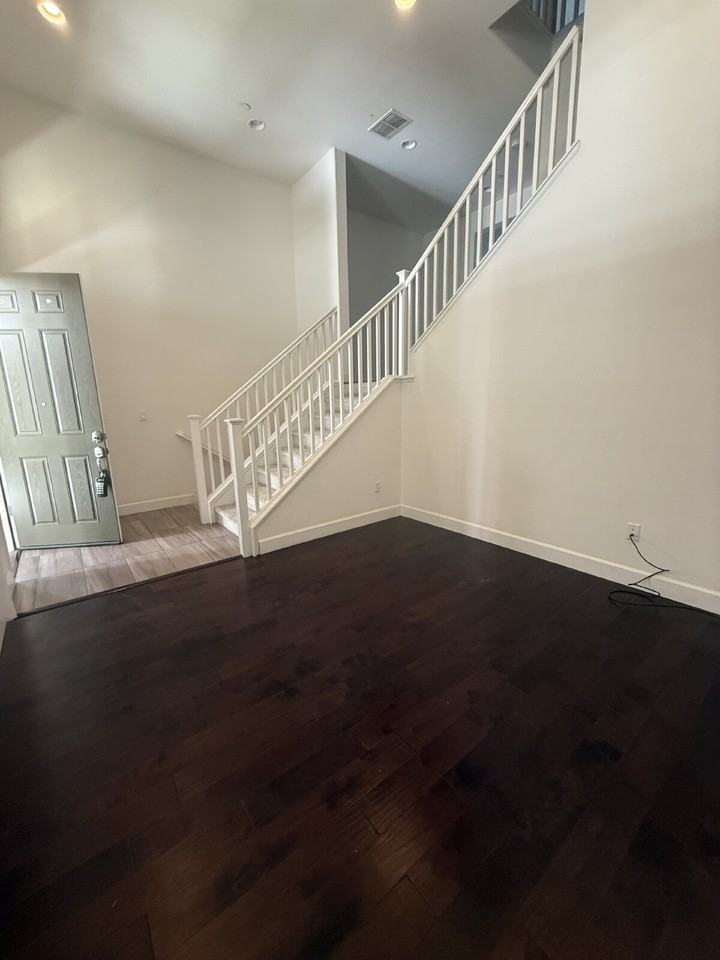 3965 Portola Cmn Unit 2 - Photo 5 of 27