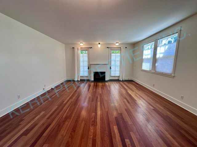 5519 Se 74th Ave - Photo 2 of 20