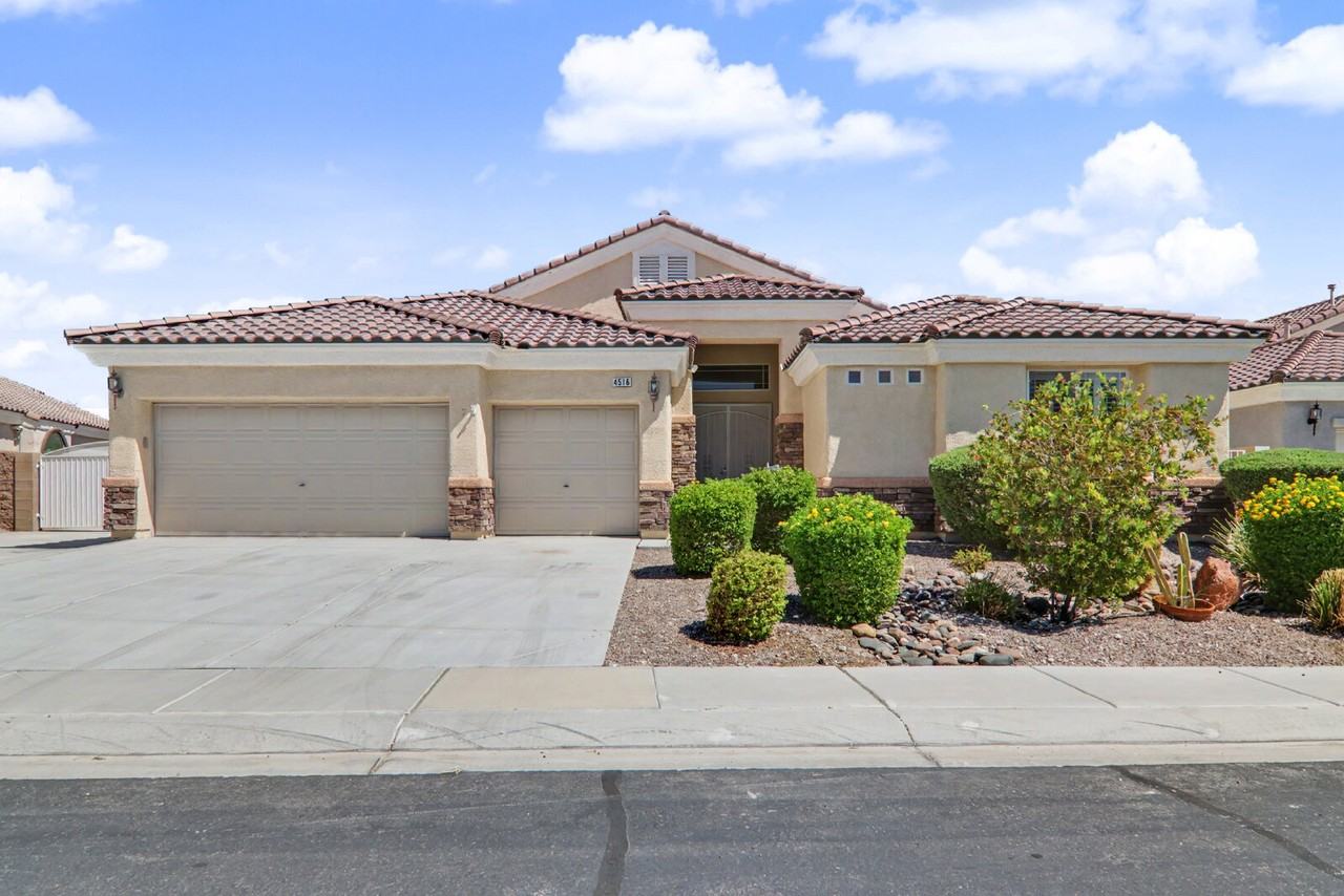 4516 Sea Dream Ave