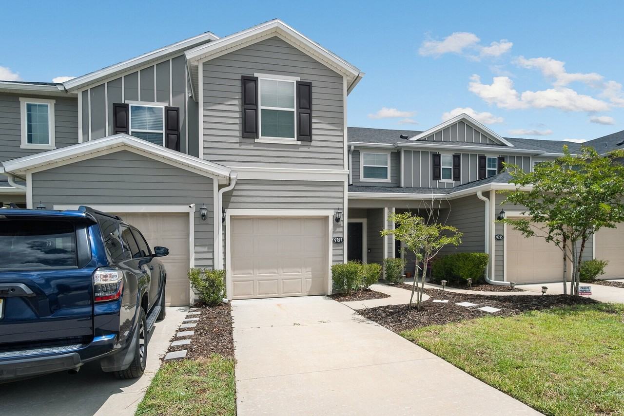 9787 Fiddleback Ln - Photo 2 of 35
