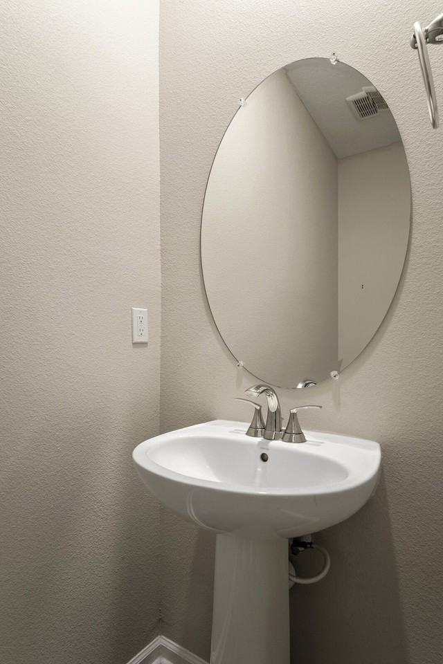9787 Fiddleback Ln - Photo 6 of 35