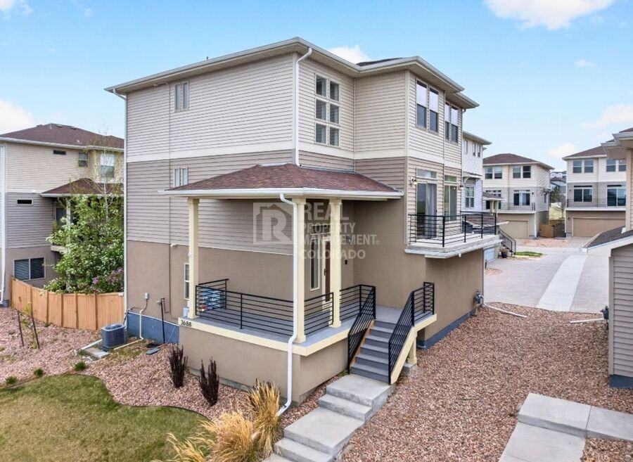 3688 Celestial Ave
