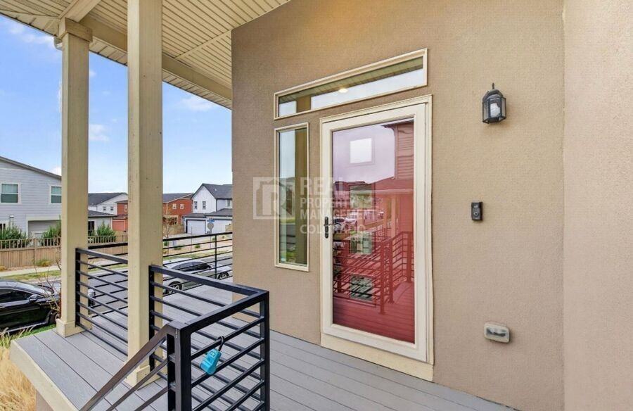 3688 Celestial Ave - Photo 3 of 40