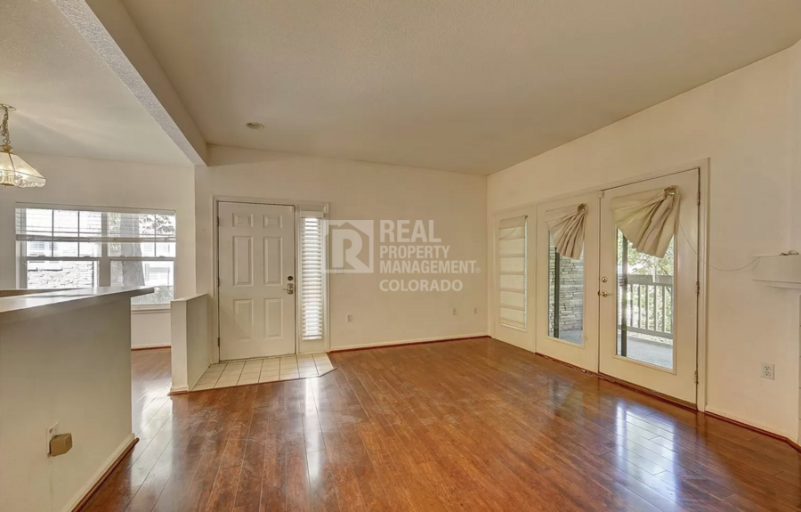 4385 S Balsam St - Photo 4 of 16