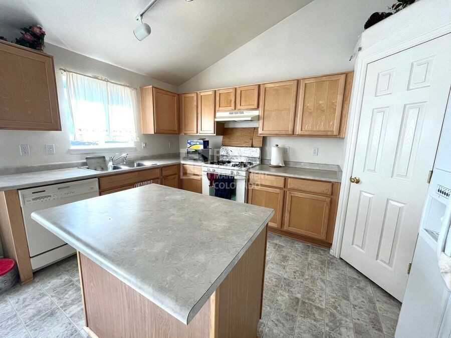6326 Grand Mesa Dr - Photo 5 of 17