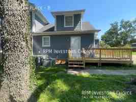 featured image of 1026 Villa Pl #B