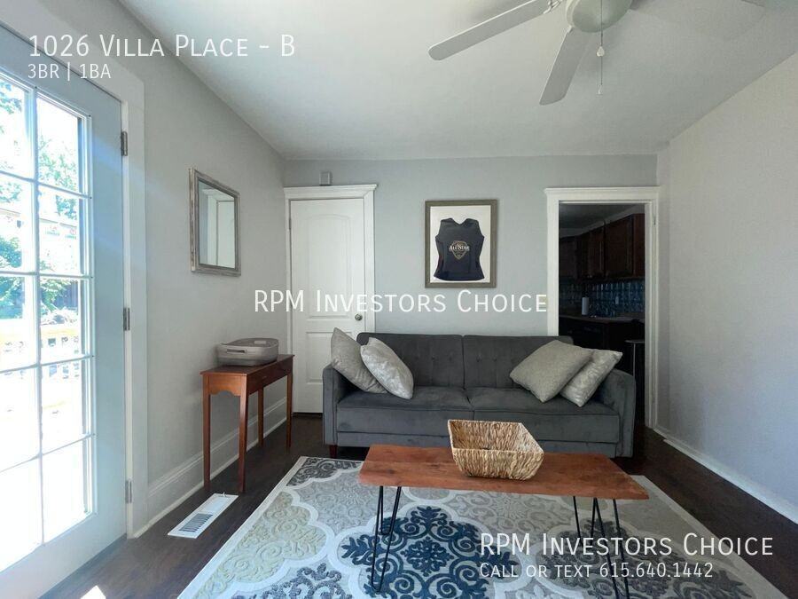1026 Villa Pl #B - Photo 7 of 19