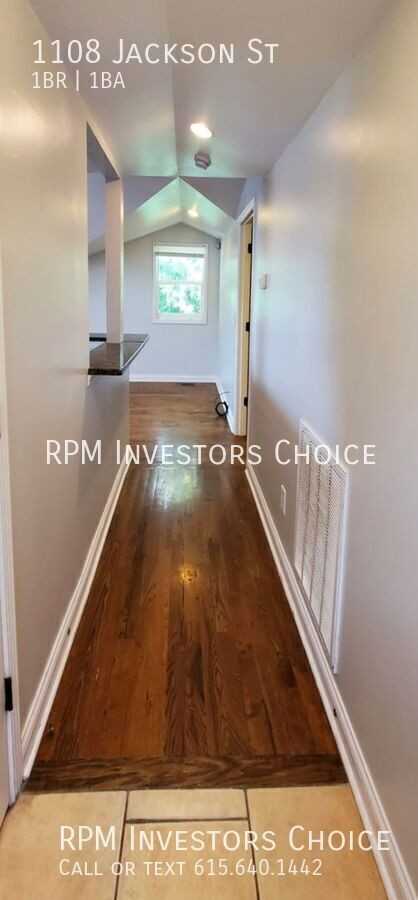 1108 Jackson St - Photo 4 of 18