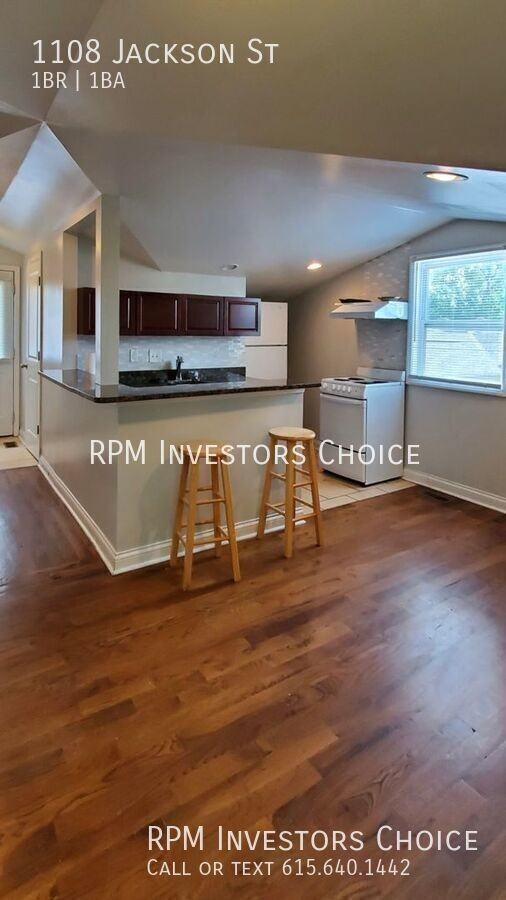 1108 Jackson St - Photo 7 of 18