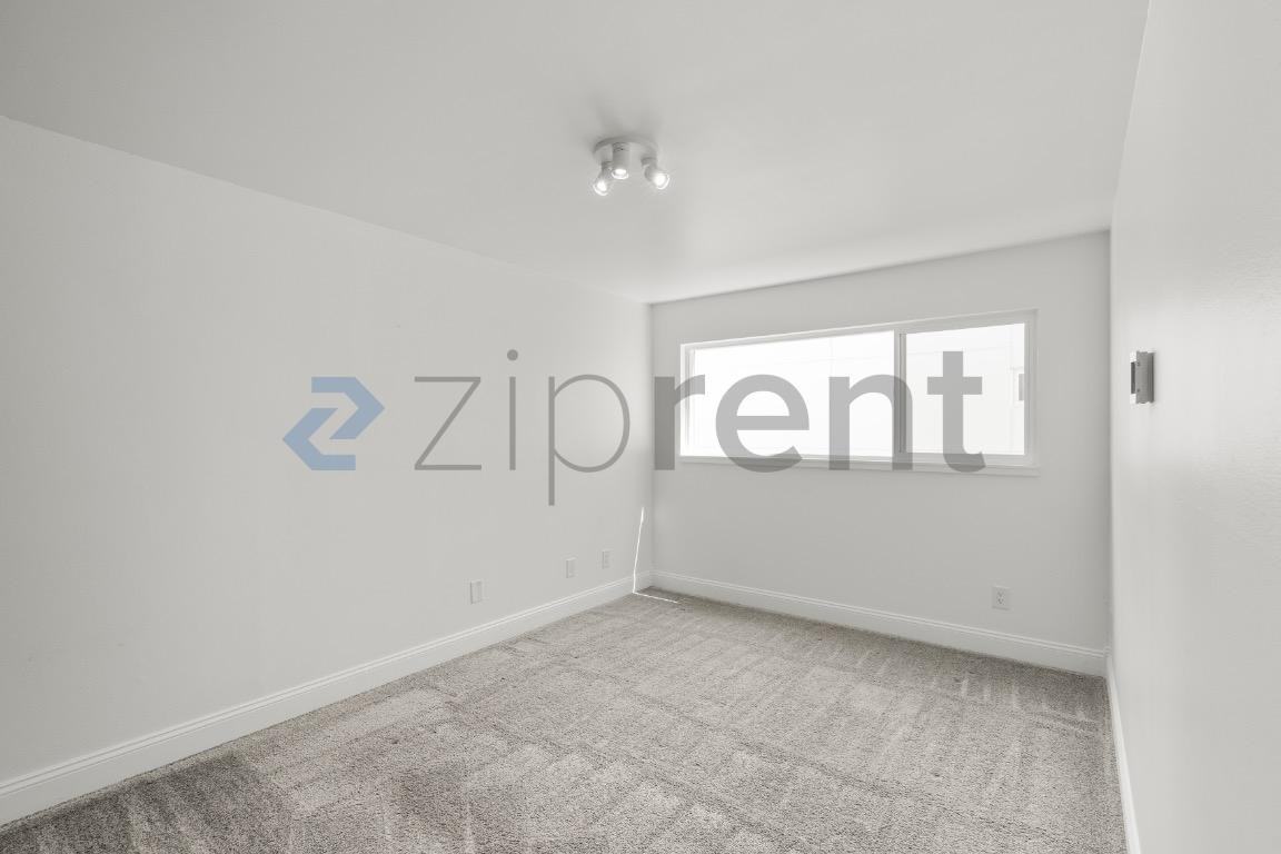 2501 Canterbury Ln E #222 - Photo 5 of 19