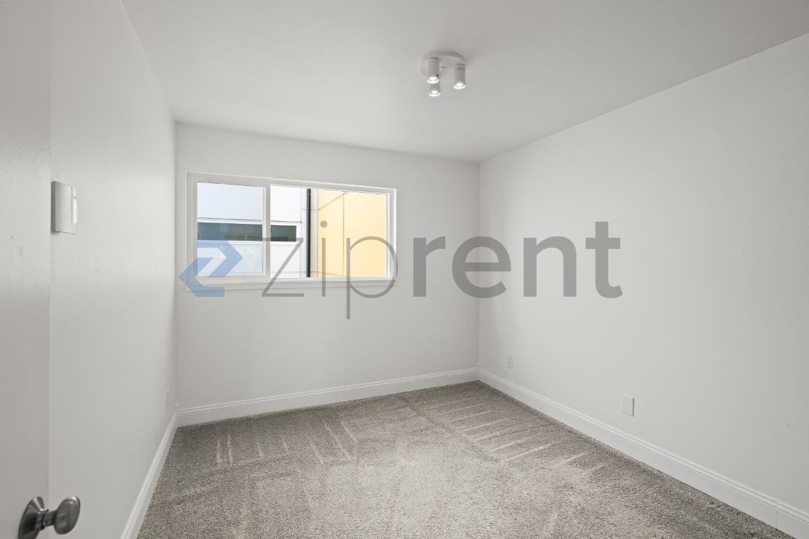 2501 Canterbury Ln E #222 - Photo 7 of 19
