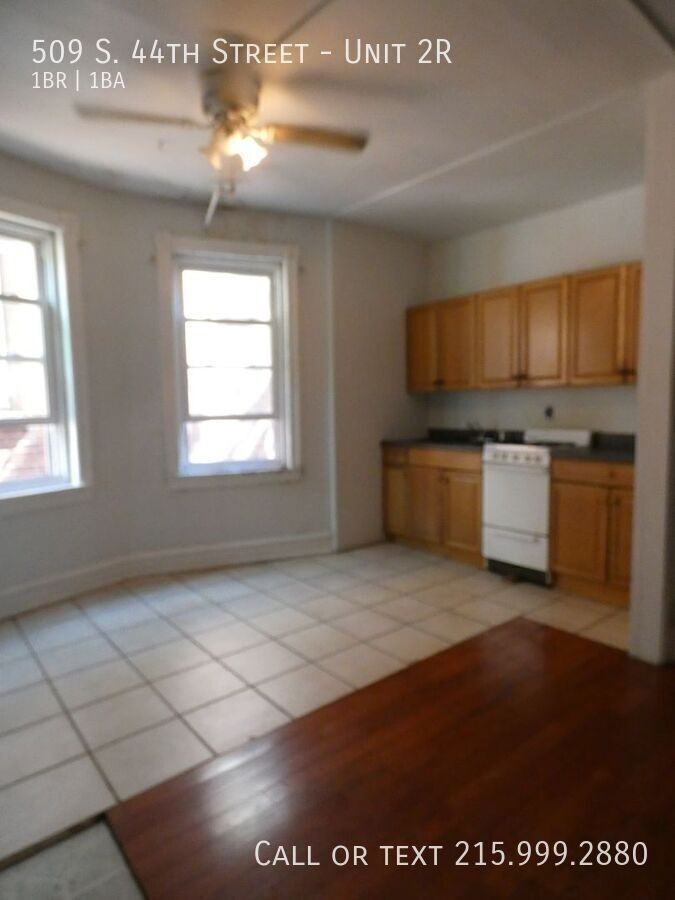 509 S 44th St #2R - Photo 2 of 6