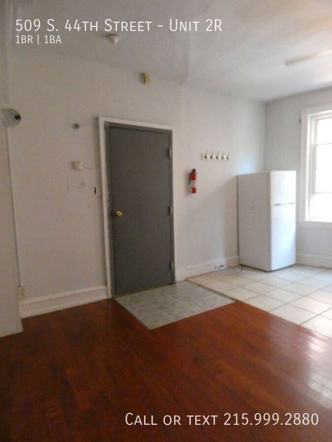 509 S 44th St #2R - Photo 4 of 6