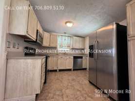 909 N Moore Rd - Photo 1 of 1