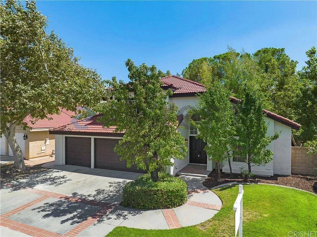1802 Bradcliff Way - Photo 4 of 38