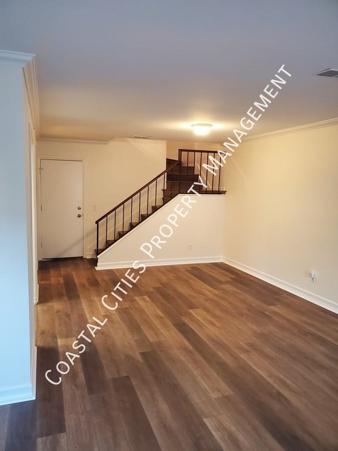 10020 1/2 Base Line Rd #1 - Photo 3 of 42