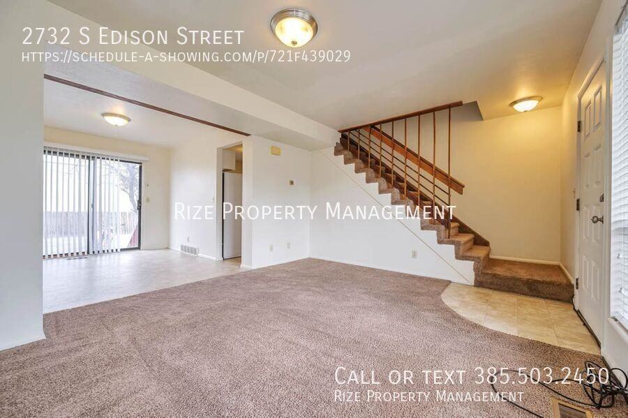 2732 S Edison St - Photo 5 of 17
