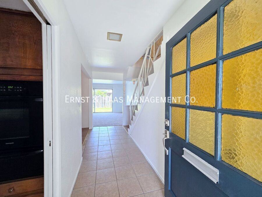 873 E Turmont St - Photo 3 of 37