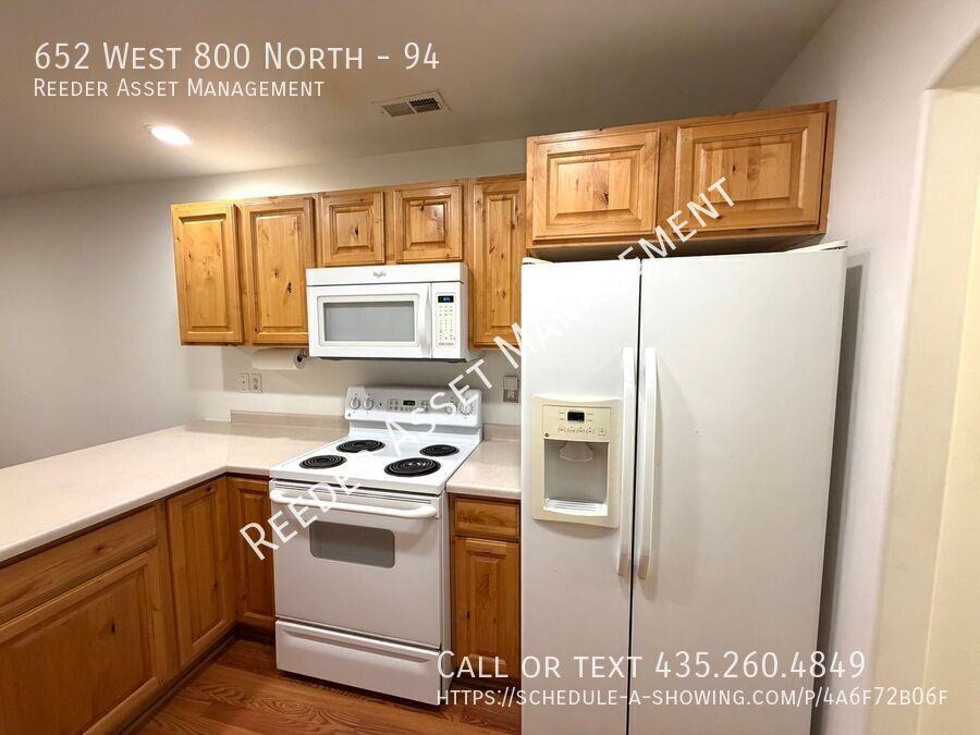 652 W 800 N #94 - Photo 3 of 17