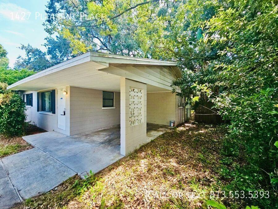 1427 Pleasant Pl - Photo 2 of 29