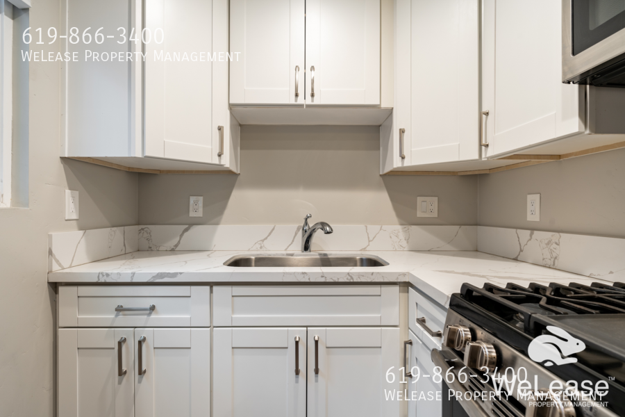 5366 Rex Ave - Photo 3 of 16