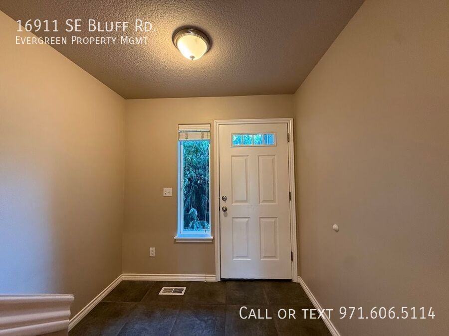 16911 Se Bluff Rd - Photo 6 of 41