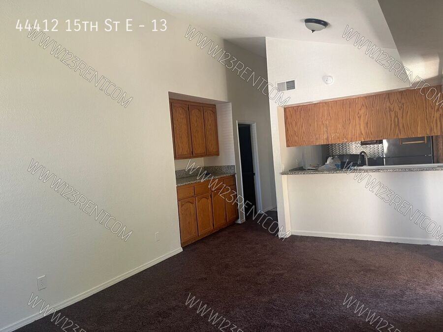 44412 15th St E #13 - Photo 3 of 19
