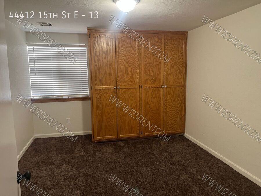 44412 15th St E #13 - Photo 7 of 19