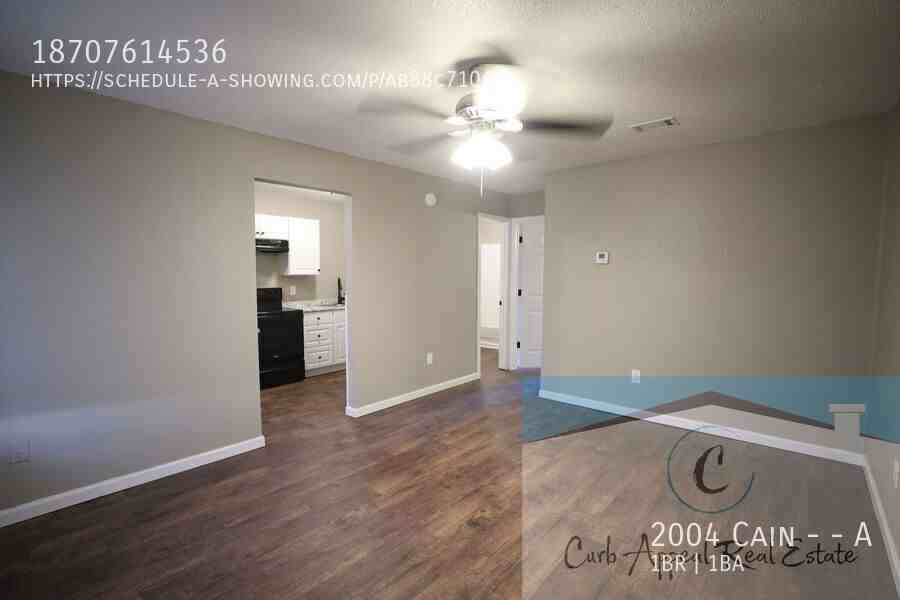 2004 Cain St #A - Photo 3 of 9