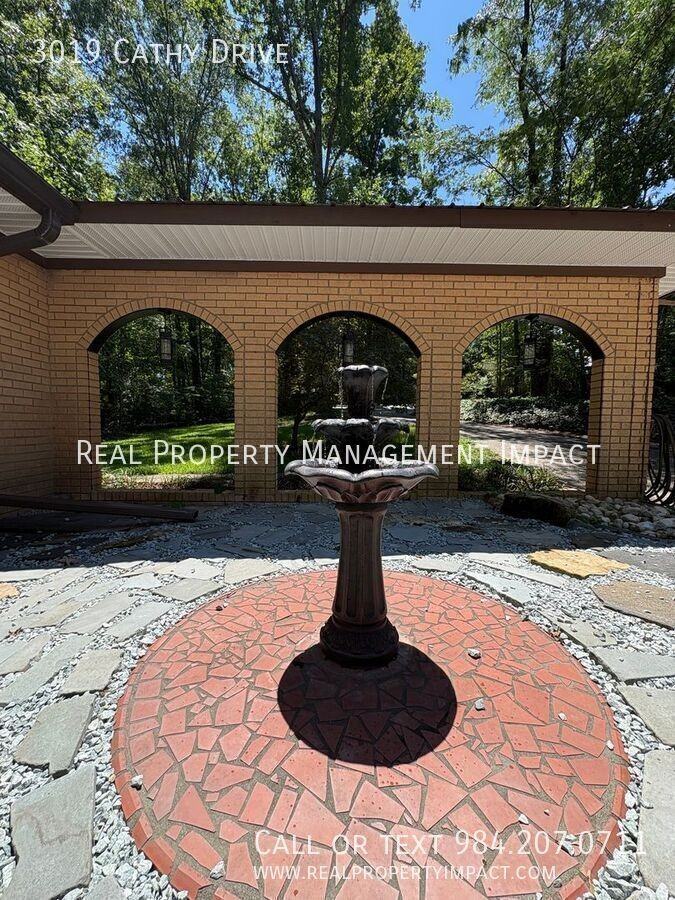3019 Cathy Dr - Photo 6 of 50