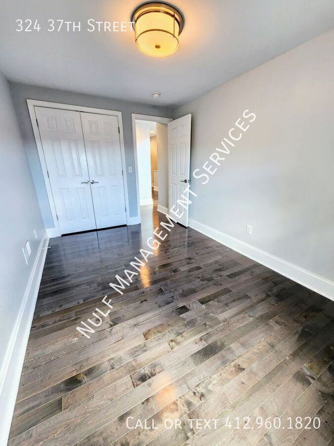 324 37th St - Photo 6 of 11